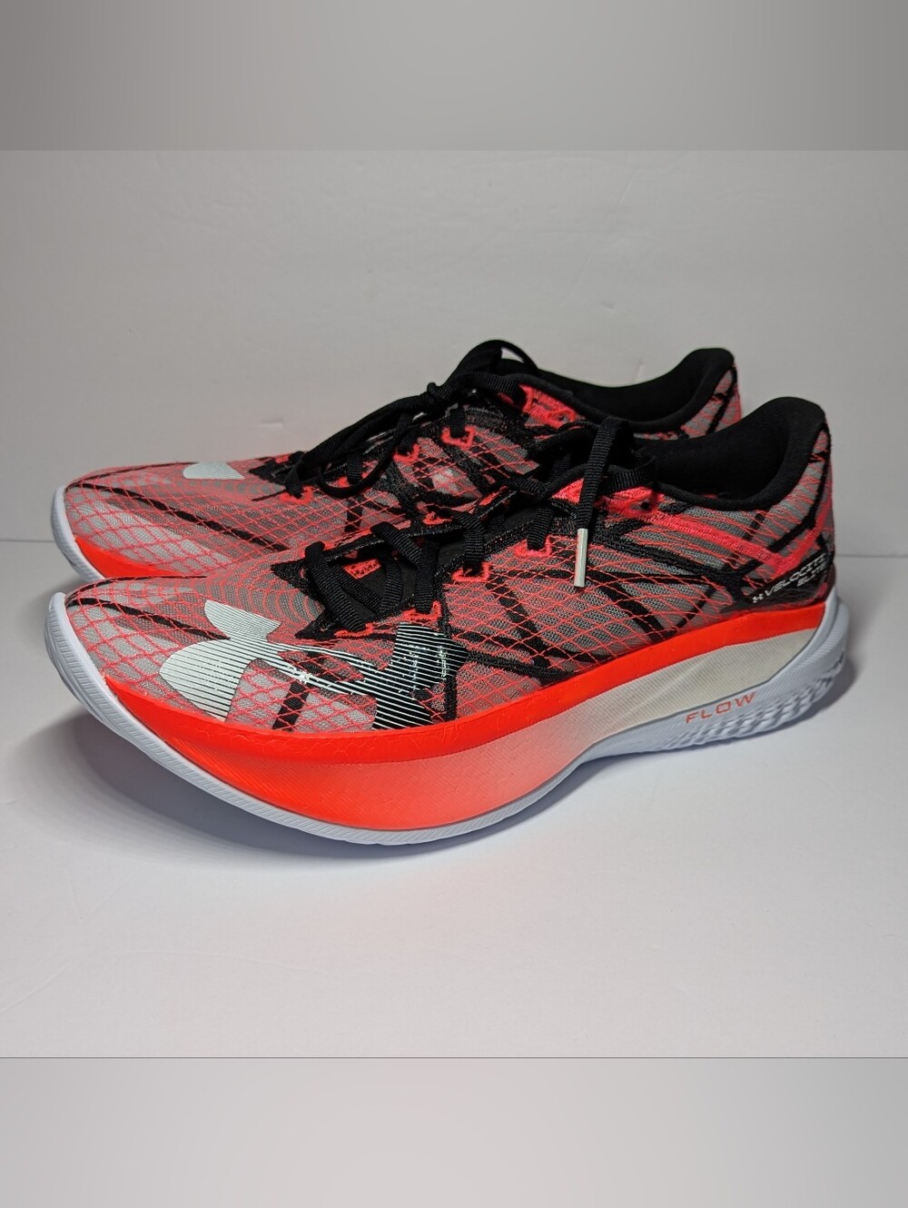 Under Armour Flow Velociti Elite 2 Running Shoes  3027205-001 Men's Size 10 NEW